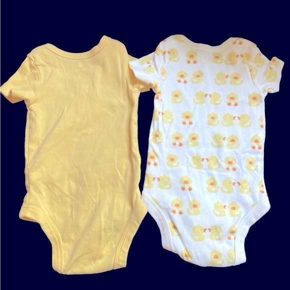 ⭐️4/$20⭐️ Koala Baby Unisex Onesies - Picture 2 of 4